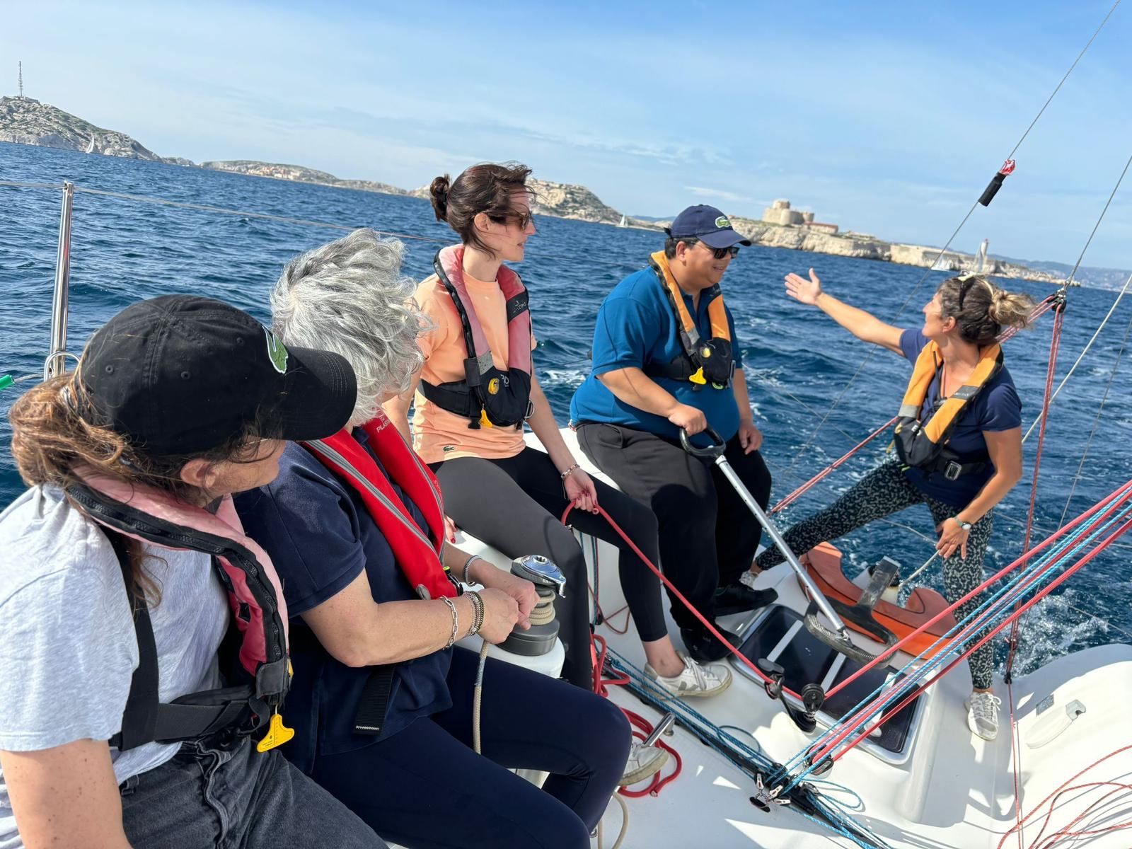 Atelier coaching par la voile avec Lacoste Marseille