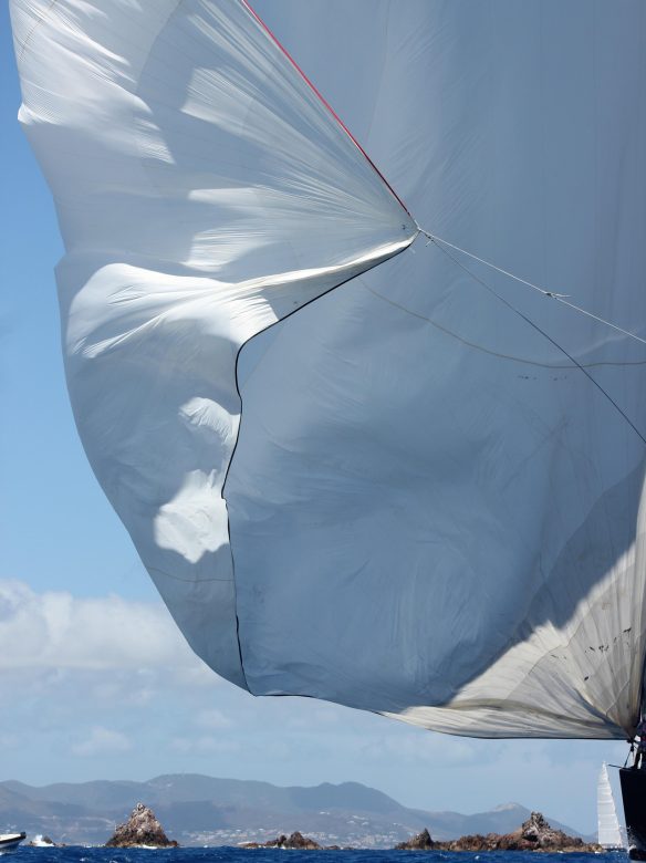 alexsbh-veil-2371916_1920